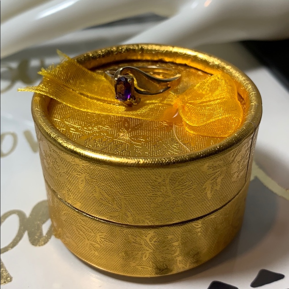 Amethyst purple gold ring 6.5 10k w box 2.4 grams - Picture 8 of 8